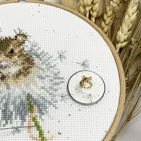 Needleminder Hannah Dale Dandelion Clock